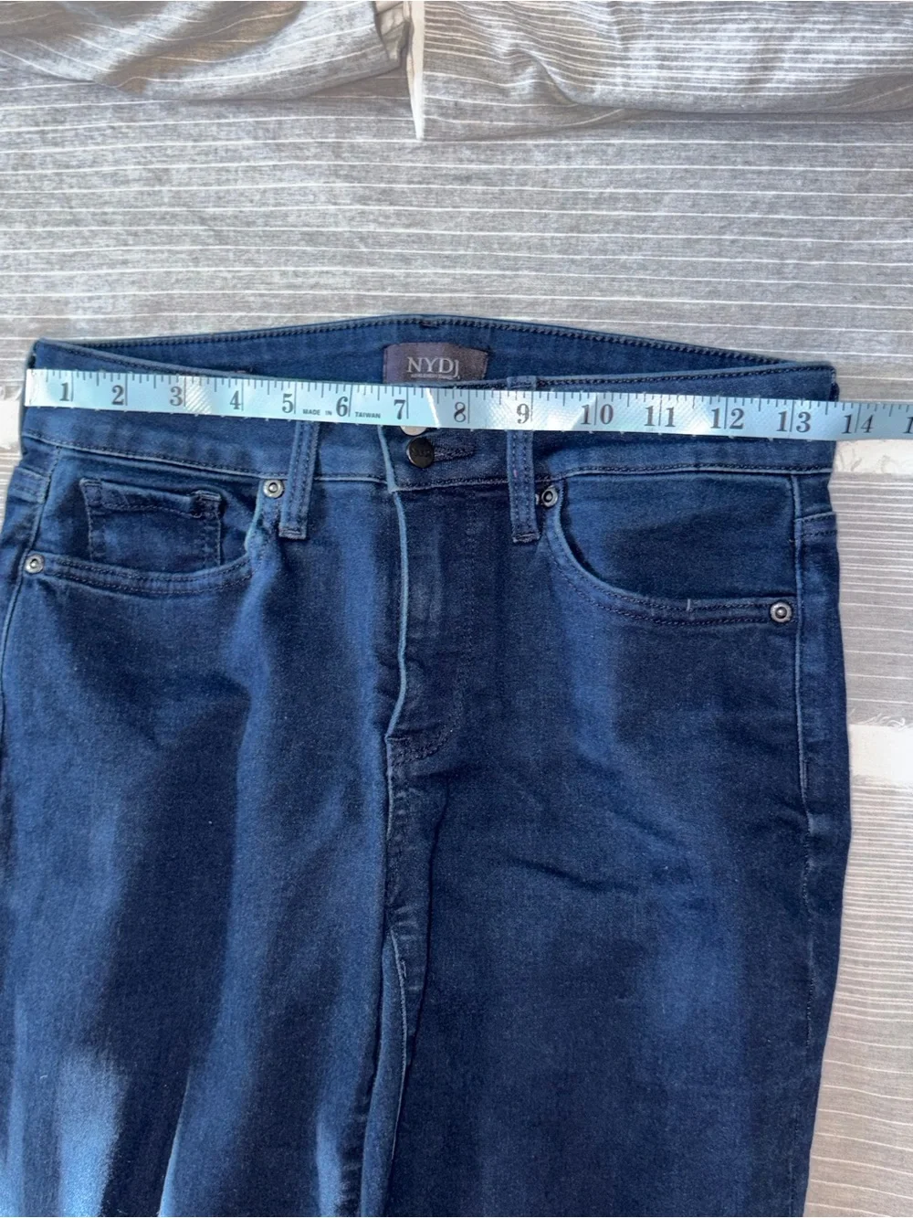 NYDJ Women's Dark Indigo Marilyn Straight Jeans size 0 petite